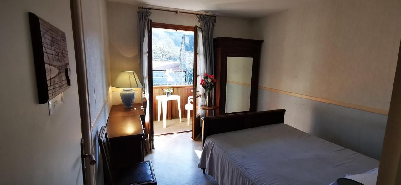 Le Fidele Bed & Breakfast Saint-Chamant ภายนอก รูปภาพ