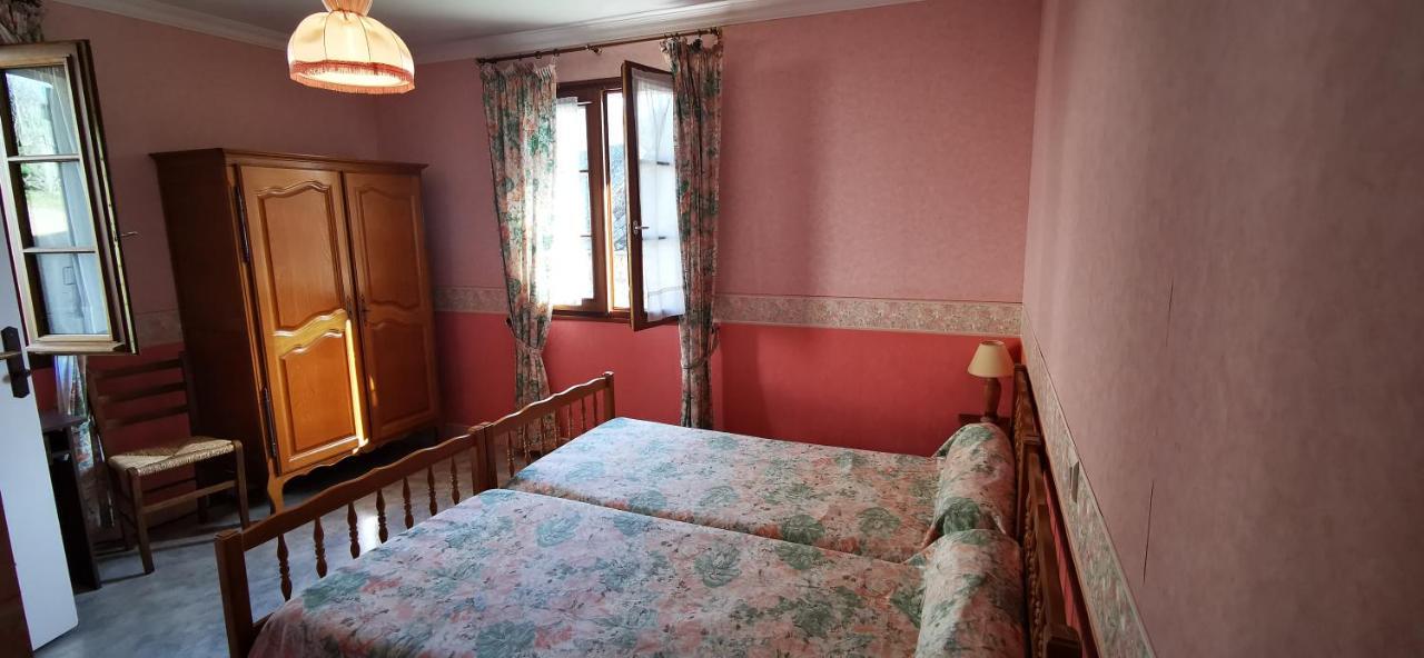 Le Fidele Bed & Breakfast Saint-Chamant ภายนอก รูปภาพ
